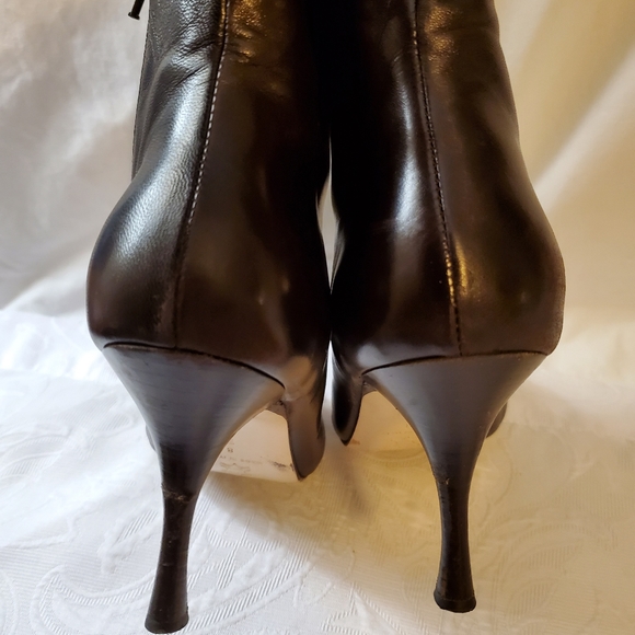 ISAAC - Picture 3 of 5